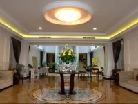Amarelo Hotel Solo 