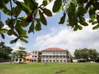 Assalaam Syariah Guest House Solo 