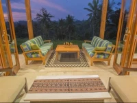 Lebah Villa 