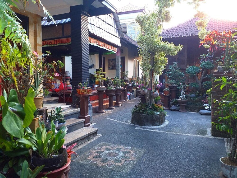 Puri Asri Bungalow 