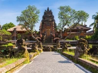Loka Sari Guest House and Spa 