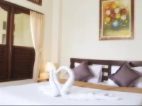 Kenari Guest House 