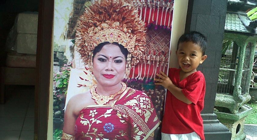 Pratama Home Stay 