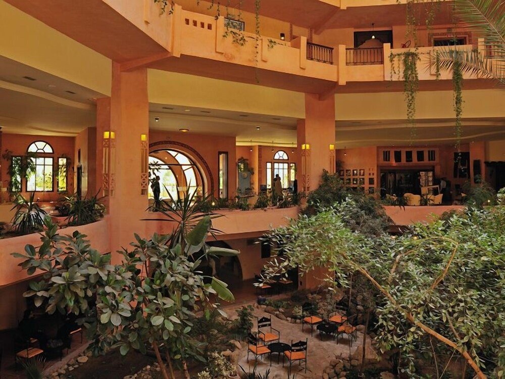 Chich Khan Hotel 4*