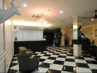 Luscious Hotel