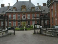Aparthotel Domaine du Chateau de la Neuville 
