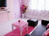 Manis Manis @ Pink Lady 3*