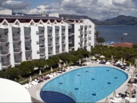 Luna Beach Deluxe Hotel 4*