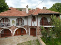 Beautiful House (Р‘СЊСЋС‚РёС„СѓР» РҐР°СѓСЃ) 