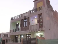 The Queen Palace Homestay 