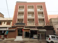 Delux Golden Hotel 