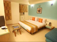 OYO Rooms Paldi Bus Stand 4 