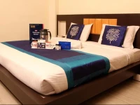 OYO Premium Chowk Allahabad 