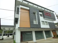 Hotel A J Park 
