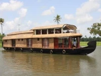 Angel Queen House Boats 