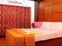 Riverland Platinum Houseboat 