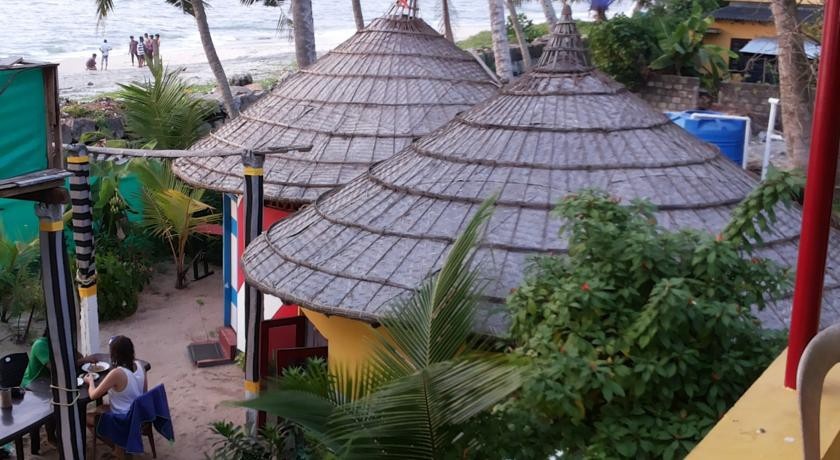 Seashore Homely Stay and Restaurant 