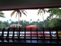 Sreekrishnas Backwater Homestay 