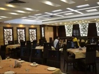 Hotel Raj Continental 