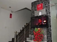 Hotel Axis Inn 2*