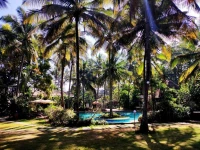 Holiday Village 