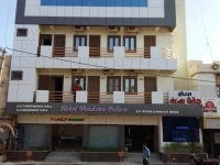 Hotel apple Inn Bharuch 