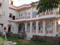 Hotel Kishan Palace 