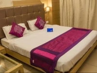 OYO Premium MP Nagar Zone II 