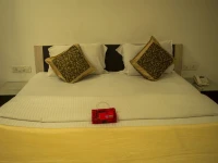 OYO Rooms Bhopal Malviya Nagar New Market 