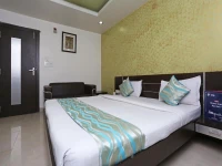 OYO Rooms Chetak Bridge 