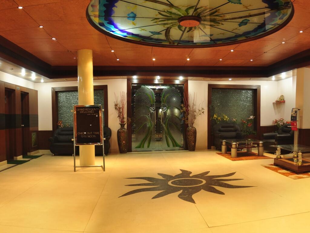 Grand Residency 