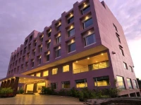 Nandan Kanan Hotel & Resort 