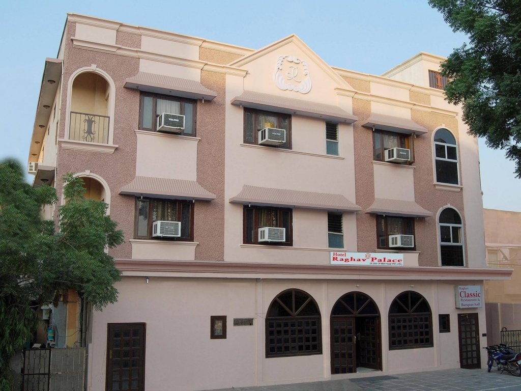 Hotel Raghav Palace 