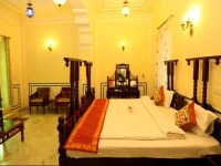 OYO Premium Jorawar Singh Gate Gangapole 