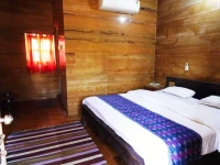 Hotel Heera Court 