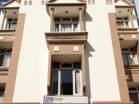 Hotel Kashmir Residency