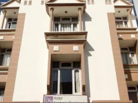 Hotel Kashmir Residency 