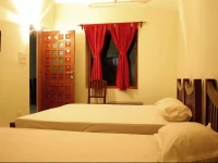 Vista Rooms at Nai Sarak 