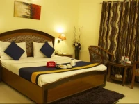 OYO Rooms DLF Square 