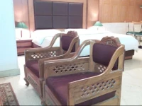 Hotel Queens Residency 