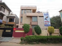 OYO Premium Cyber Park II 