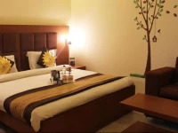 OYO Premium DLF Qutub Plaza 