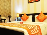 OYO Rooms Huda Metro Station 