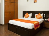 OYO Rooms Sikanderpur Metro DLF Phase 2 