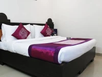 OYO Premium Nainital Road Haldwani 