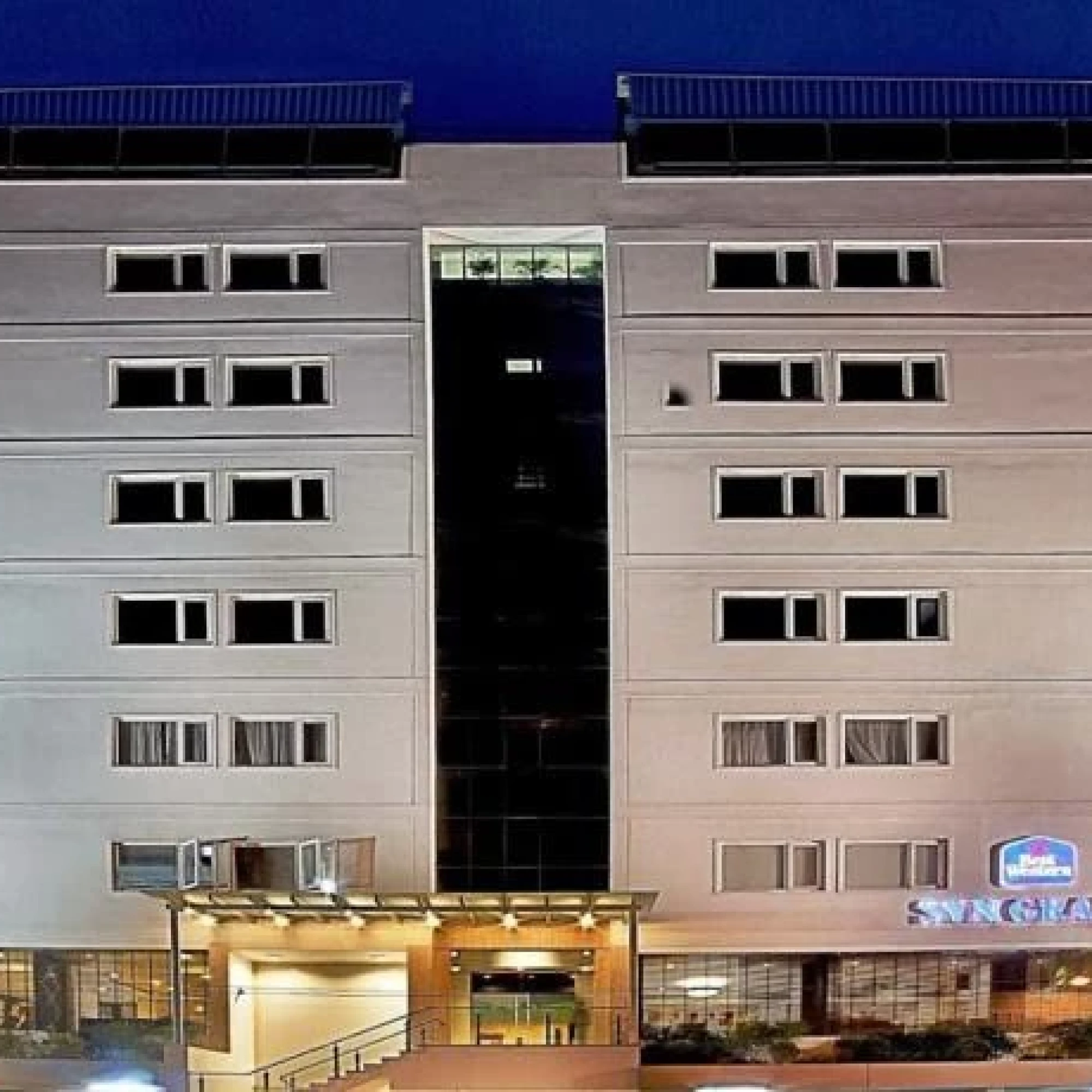 Best Western SVN Grand 3*
