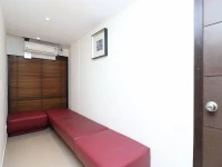 OYO Premium Ballygunge Lovelock Street 