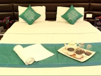 OYO Premium Marquis Street Esplanade 