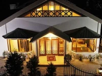 Hotel Anand Portico 