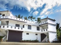 Ayshas Home Stay 